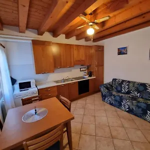 https://la-casa-di-giorgia.hotelinveneto.com